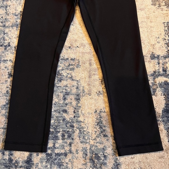 Lululemon Wunder Under Crop 21” Size 4 In Black “like new” - Picture 4 of 10